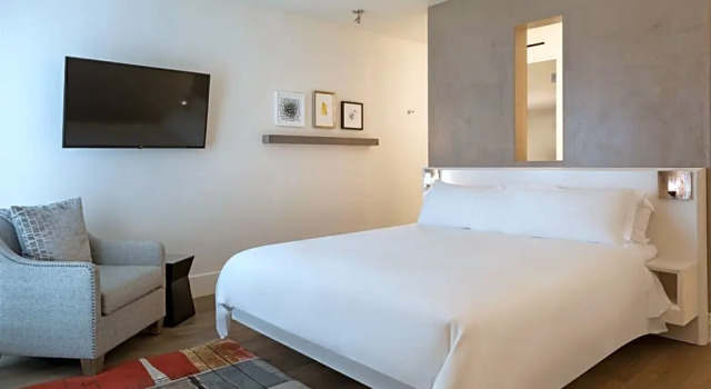 Номер Standard с балконом и с видом на город HOTEL CERRO, Autograph Collection