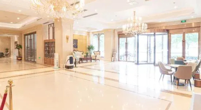 Vienna International Hotel (Jinan Shandong International Convention and Exhibition Center), Prenota Hotel Hotel a Shandong con parcheggio, Parcheggio
