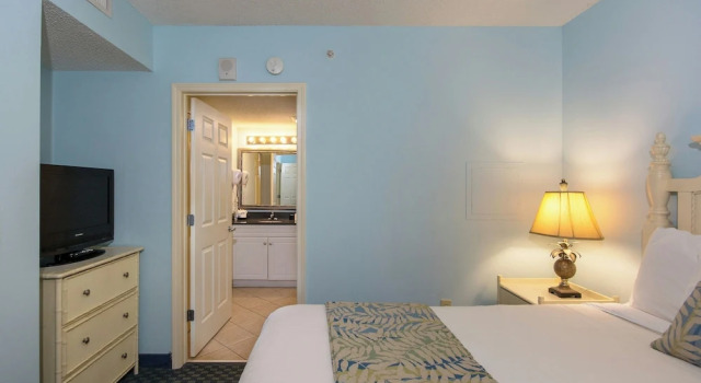 Номер Standard с 4 комнатами oceanfront Caribbean Resort Myrtle Beach
