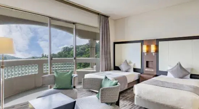 Номер Deluxe Toba Ocean Resort