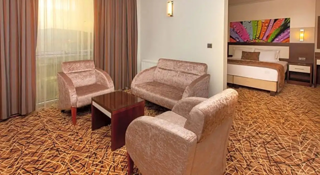 Tuna Hotel