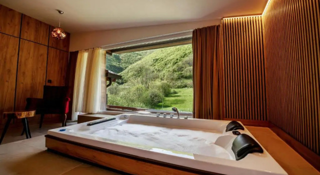 Superior Suite Resort Ujevara e Drinit