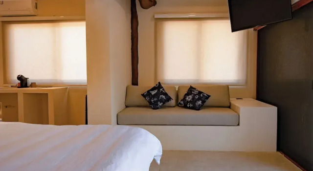 Suite Deluxe Beach Front Hotel Boutique DK House