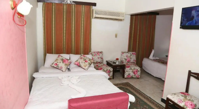 Люкс Deluxe Happy City Hotel
