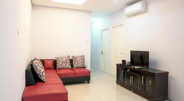 Best Location @ 3br Puri Garden Apartment by Travelio, Book Apartment Jakarta Jakarta Province