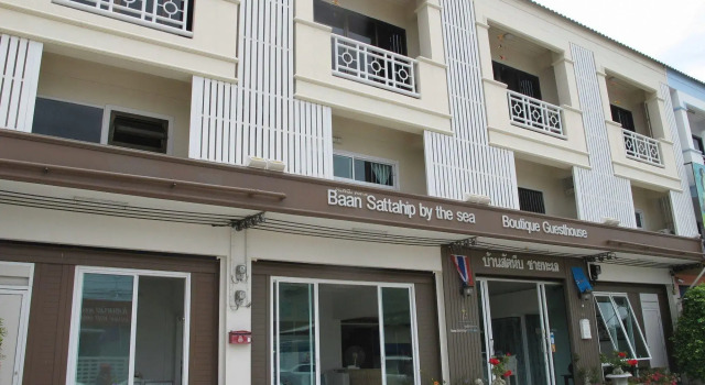 Baan Sattahip By The Sea