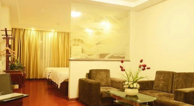 Greentree Inn - Jingdezhen Plaza North Road, Rezerwuj Hotel Jingdezhen Jiangxi