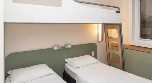 Трёхместный номер Standard ibis budget Curitiba Aeroporto