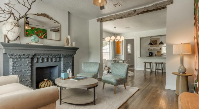 Коттедж 2BR Stylish Retreat in Midtown