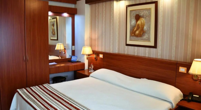 Suite Presidenciales REGAL HOTEL