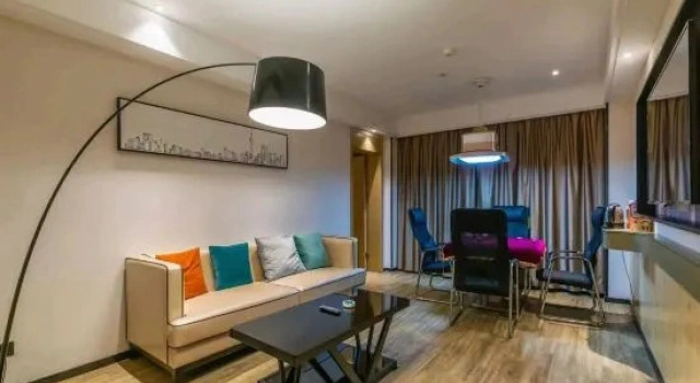 Семейный люкс Zhumadian City Boutique Hotel