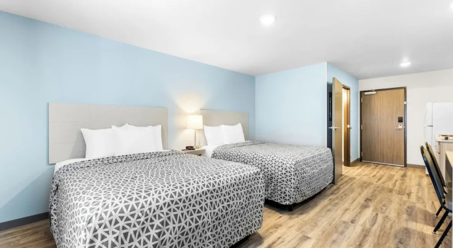 Четырёхместный люкс WoodSpring Suites Bluffdale Salt Lake City
