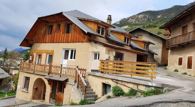Property with 14 Bedrooms in Vars, with Wonderful Mountain View, Furnished Terrace And Wifi - 2 Km From the Slopes, Забронировать Апартаменты/квартира Вар Hautes-Alpes