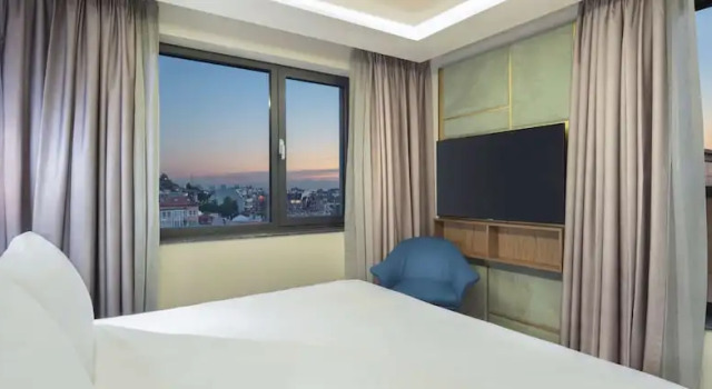 Люкс с 2 комнатами Doubletree By Hilton Plovdiv Center