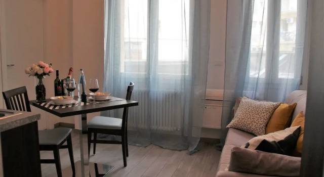 Residence Central Bo, Забронировать Отель Болонья провинция Болонья, рядом с Башня Гарисенда