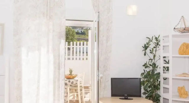 Апартаменты Rafaela Apartments