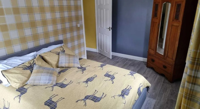Dog Friendly 2-bed Apartment in Newcastle Emlyn