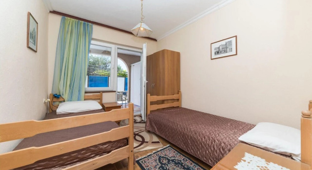 Amazing Apartment in Okrug Gornji With 2 Bedrooms, Wifi and Outdoor Swimming Pool