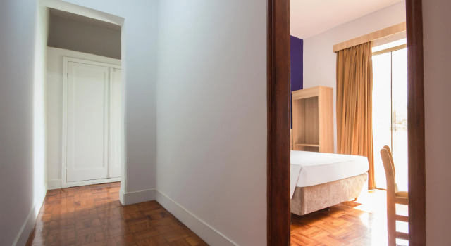 Hotel Euro Suite Poços de Caldas By Nacional Inn, Забронировать Отель Недорогие отели Посус-ди-Калдас, рядом с Nossa Senhora de Fatima Church, недорого