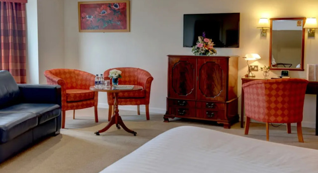 Семейный номер Standard Best Western Plus Bentley Hotel & Spa