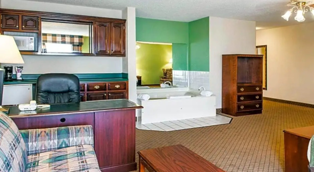 Двухместный люкс Comfort Inn Goshen