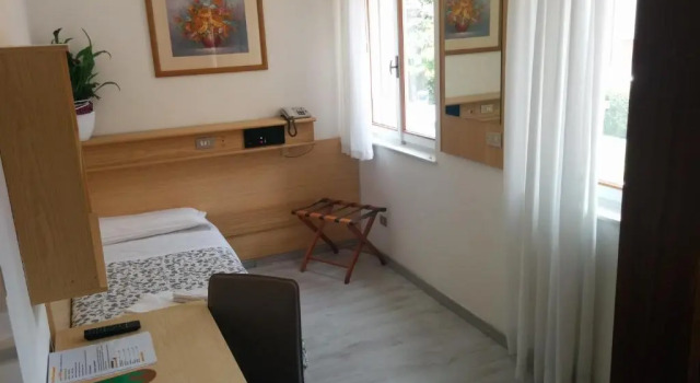 Одноместный номер Standard Hotel Gardesana