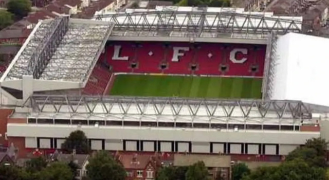 New 3 bed House LFC Layover