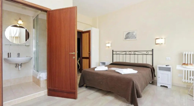 Двухместный номер Standard с балконом Bed and Breakfast La Stazione Del Vaticano