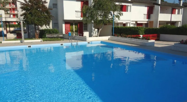 Family Villa with Private Garden, Забронировать Вилла Каорле Линьяно-Ривьера