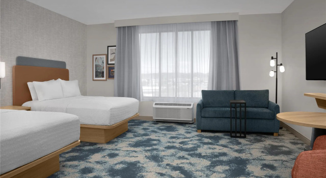 Люкс Hampton Inn By Hilton East Peoria