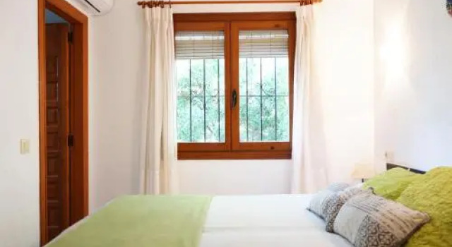 Villa Hamor - Plusholidays, Забронировать Вилла Морайра Коста-Бланка