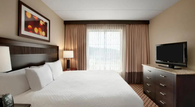 Двухместный номер Embassy Suites by Hilton Jackson North Ridgeland