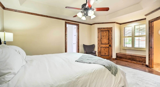 Коттедж Pool & Putting Green: Group Getaway in Glendale