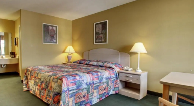 Номер Standard Key West Inn - Childersburg