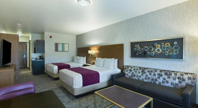 Четырёхместный люкс Oxford Suites Sonoma - Rohnert Park