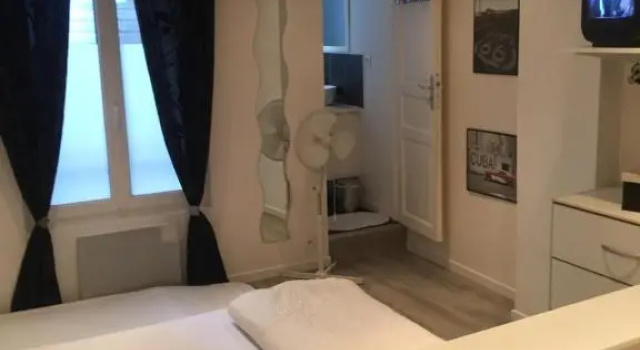 Charmant F2 en duplex, Забронировать Апартаменты/квартира Отели Дьепа с парковкой, Парковка