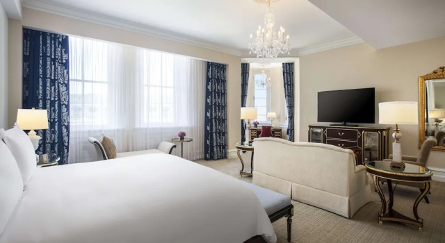 Двухместный полулюкс Waldorf Astoria Washington DC