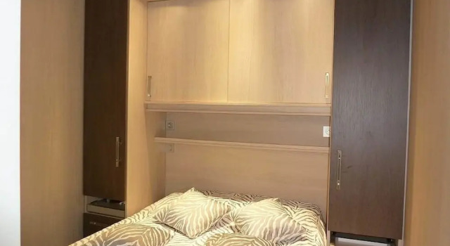 One Bedroom Carlton, Забронировать Отель Канны Приморские Альпы, рядом с Galerie Alexandre Leadouze