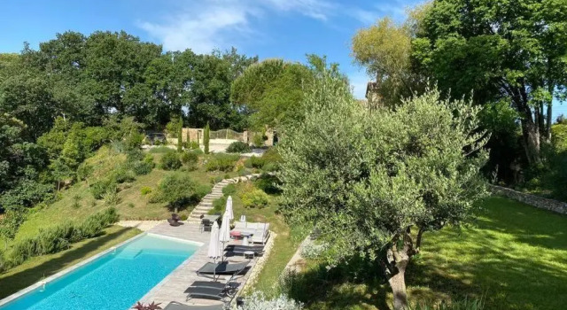 Вилла Mas proche d'Uzes en pleine nature