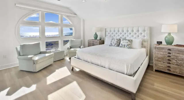 Номер Standard с 3 комнатами с балконом Views From Above 3 Bedroom Condo by RedAwning