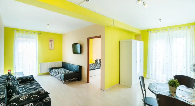 Riviéra Apartmanház, Забронировать Отель Шиофок Шомодь, рядом с Железнодорожный вокзал Шиофок
