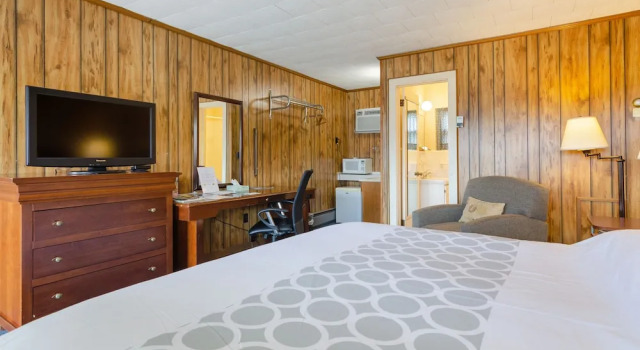 Одноместный номер Deluxe Knob Hill Motor Lodge