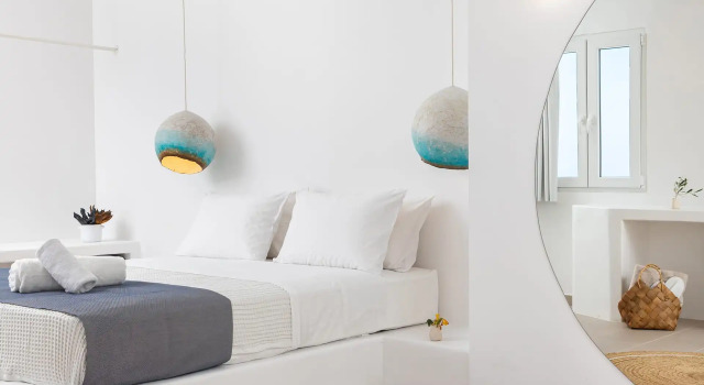 Полулюкс Отель Voca Hotel & Suites