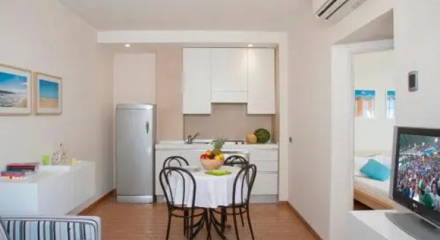 Aris Residence, Забронировать Отель Отели Риччоне с бассейном, Бассейн