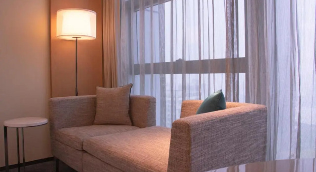 Двухместный номер Deluxe с видом на озеро Four Points by Sheraton Wuhan, Jiangxia