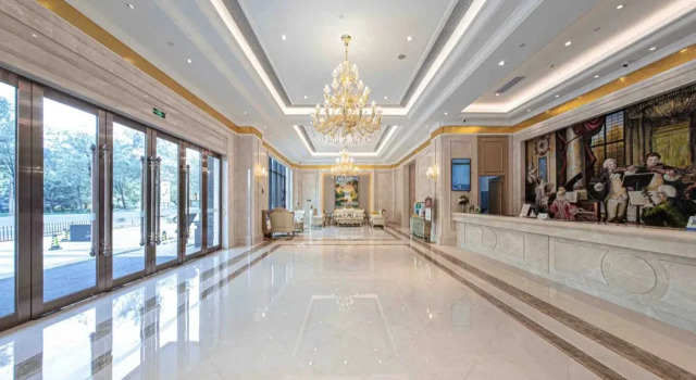 Vienna International Hotel (Zhongshan Lihe Plaza Xingzhong Road store), Забронировать Отель Отели Huancheng 3 звезды, 3*