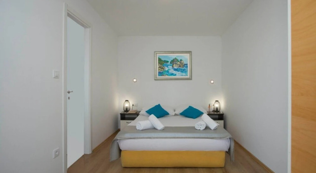 Beachfront Mobile Homes Village, Забронировать Отель Арбания Трогир