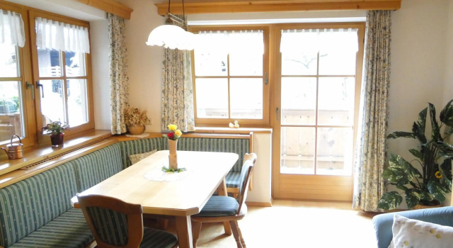 Ferienwohnung Brennerbauer, Rezerwuj Hotel Hotele w Salzburg z parkingiem, Parking