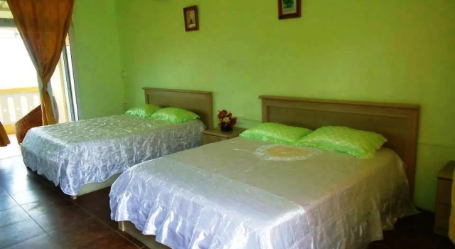 Coralie La Diffe'rence Guest House