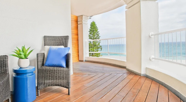 Люкс с балконом Cottesloe Beach Hotel